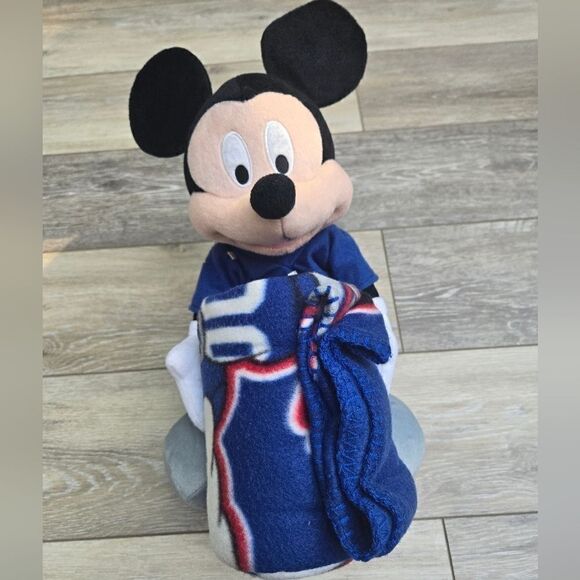 Giants blanket with Disney's Mickey plush hugging it - Picture 2 of 12